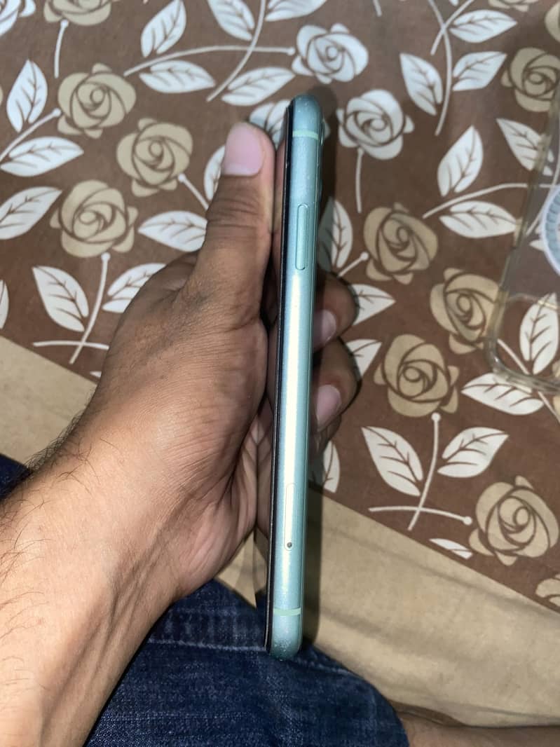 Apple iPhone 11 1