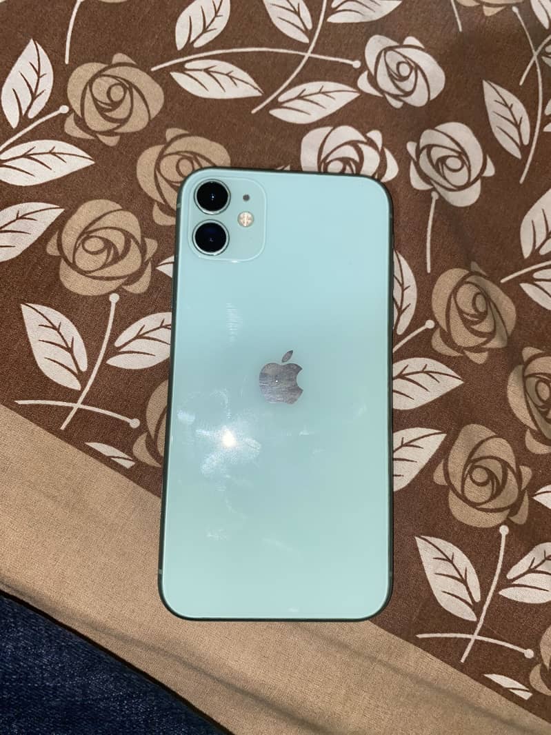 Apple iPhone 11 3