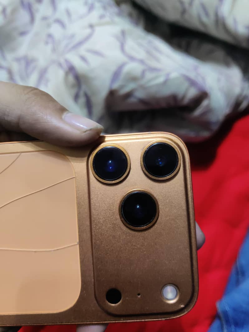 iphone xr converted 17 pro 3