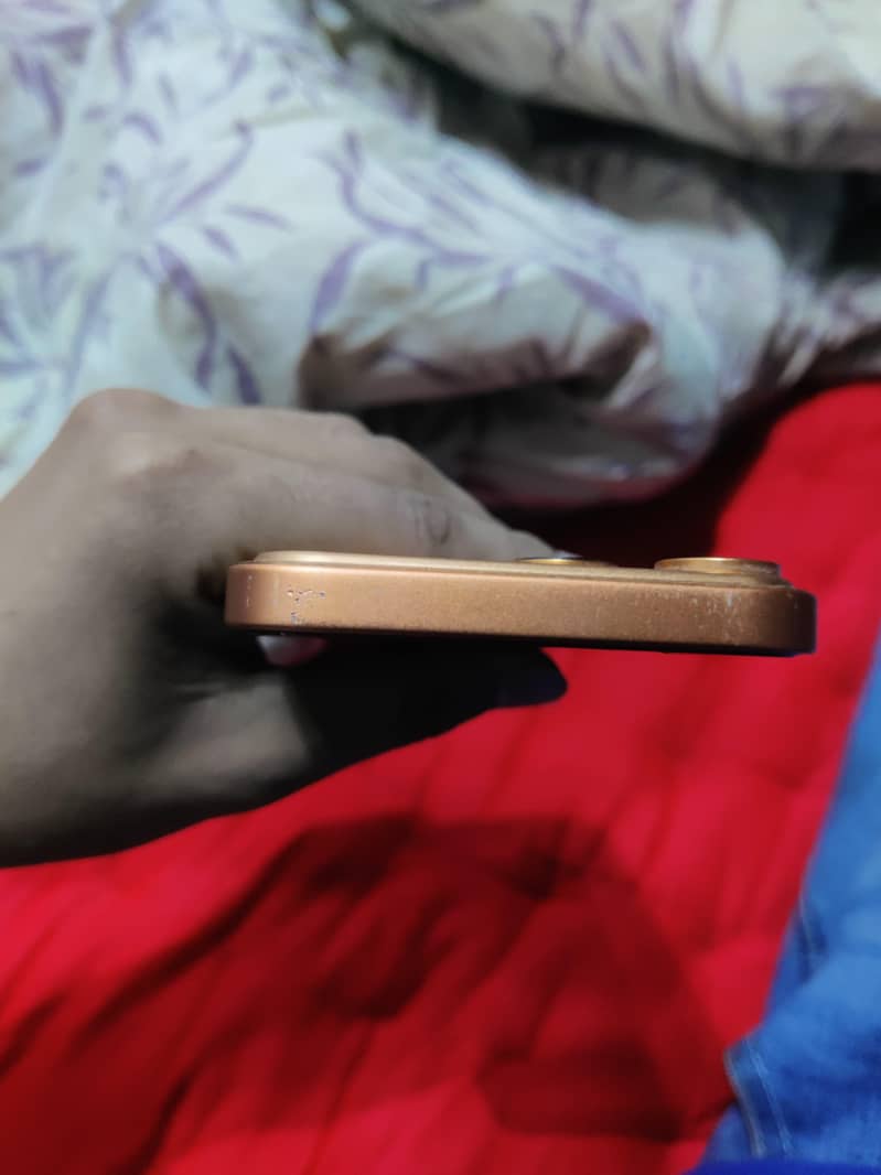 iphone xr converted 17 pro 4