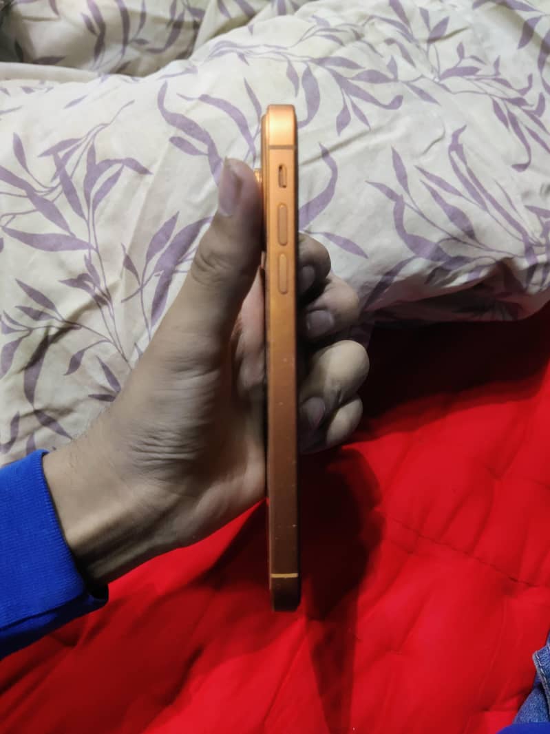 iphone xr converted 17 pro 5