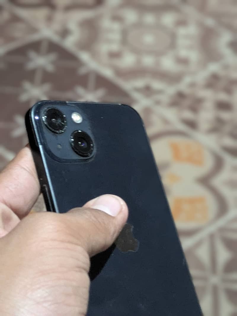 Apple iPhone 13 0
