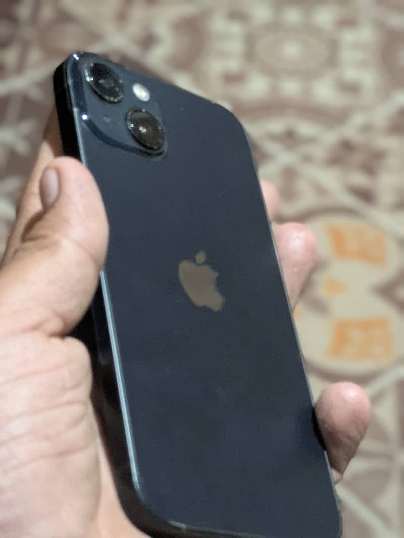 Apple iPhone 13 1