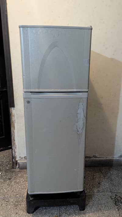 Dawlance 9144 Refrigerator small size for sale 03208799665