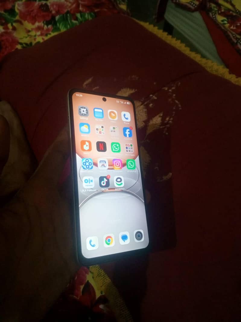 Realme C75 0