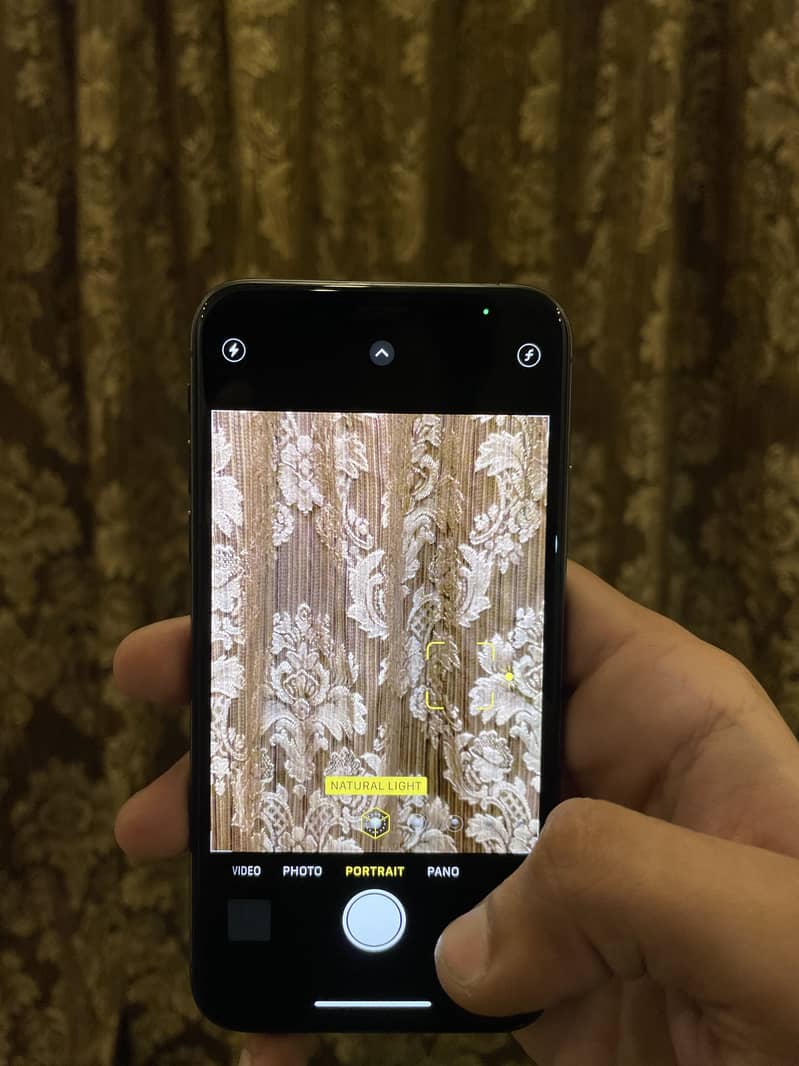 Apple iPhone XS 2