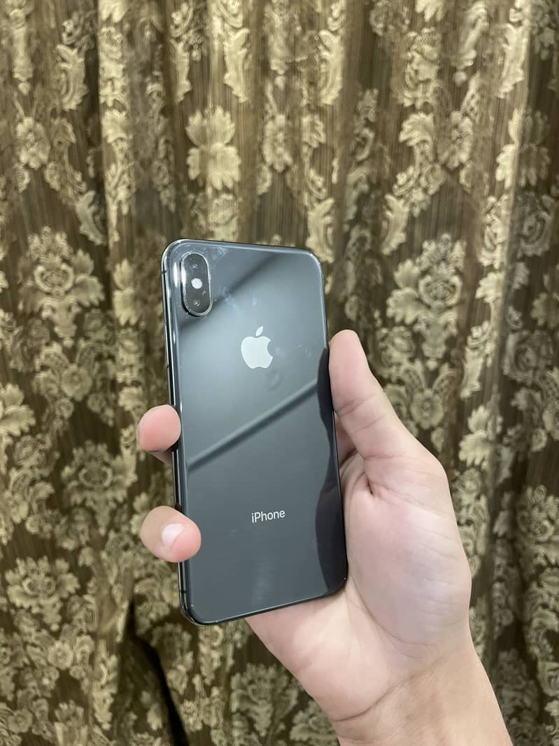 Apple iPhone XS 8