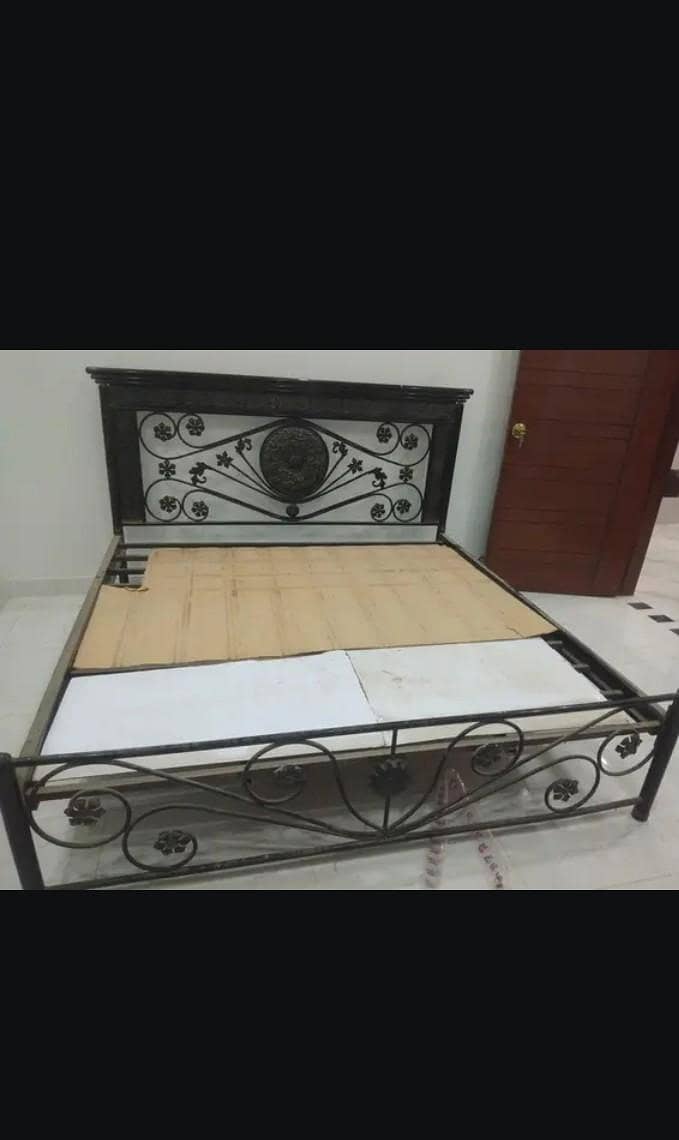 iron bed 3