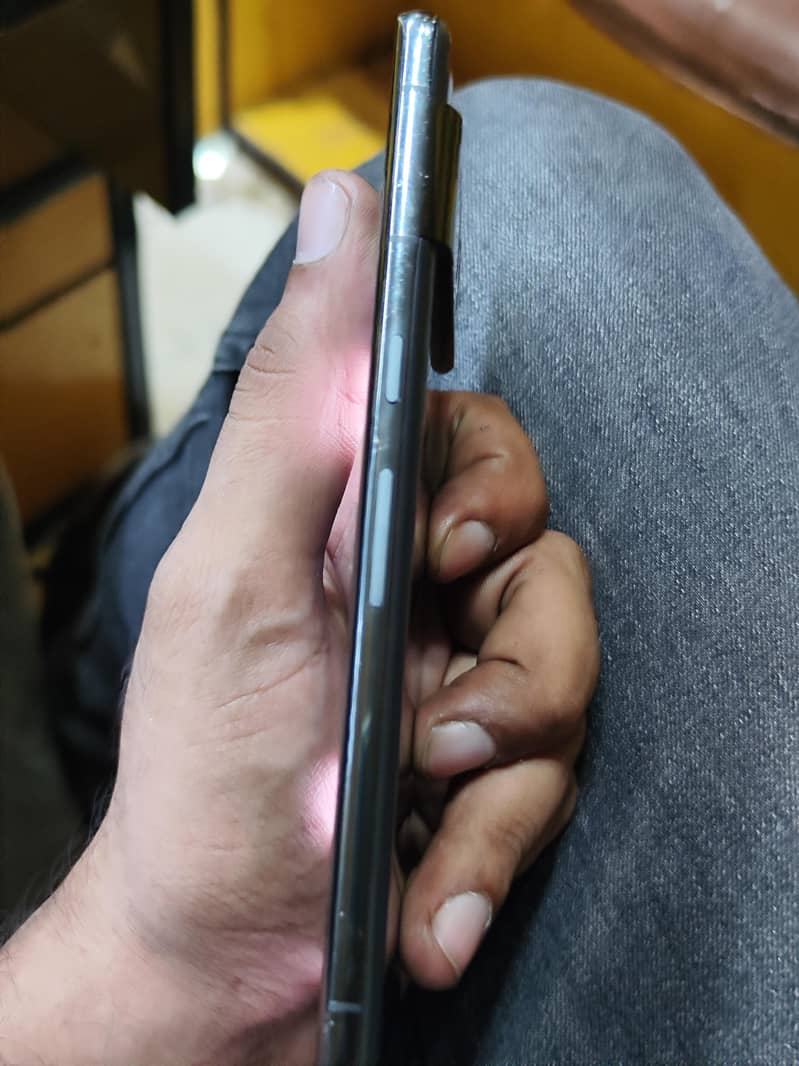 Google Pixel 7 Pro 4