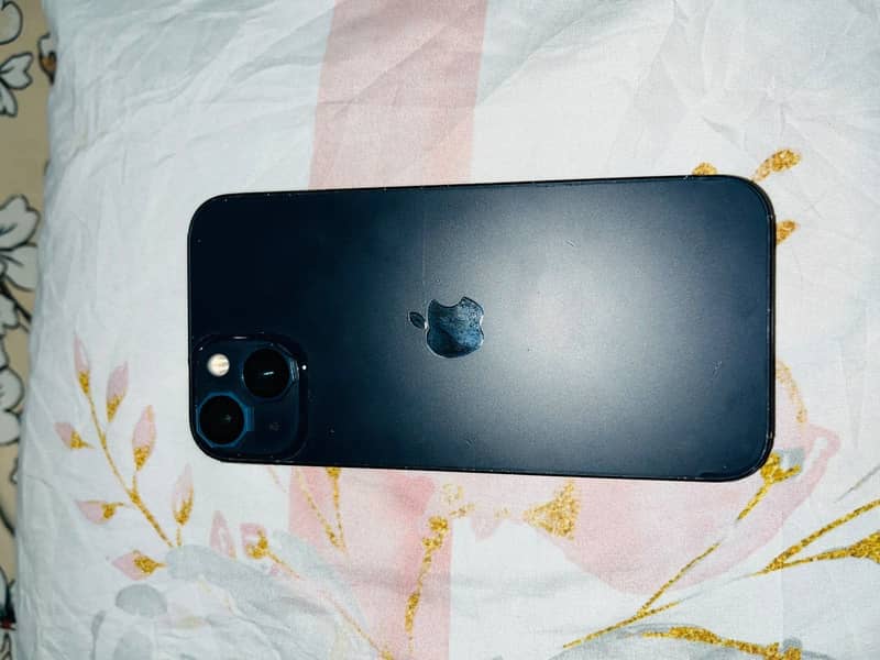 Apple iPhone 13 1