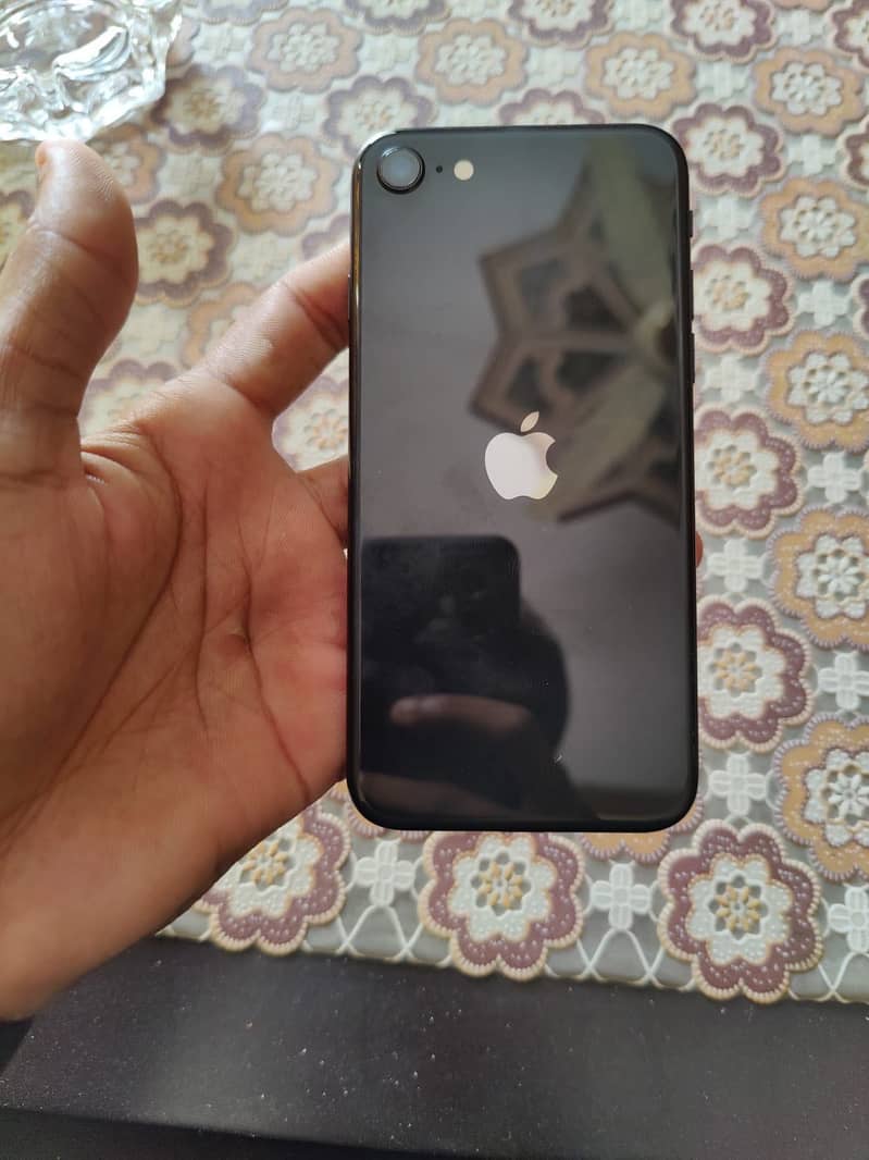 Apple iPhone SE 4