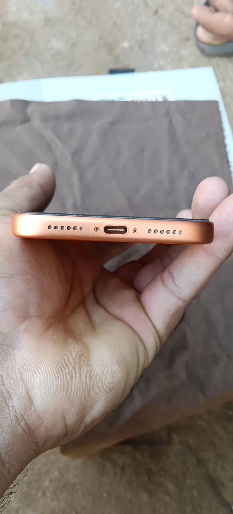 Apple iPhone 17 Pro Max 9