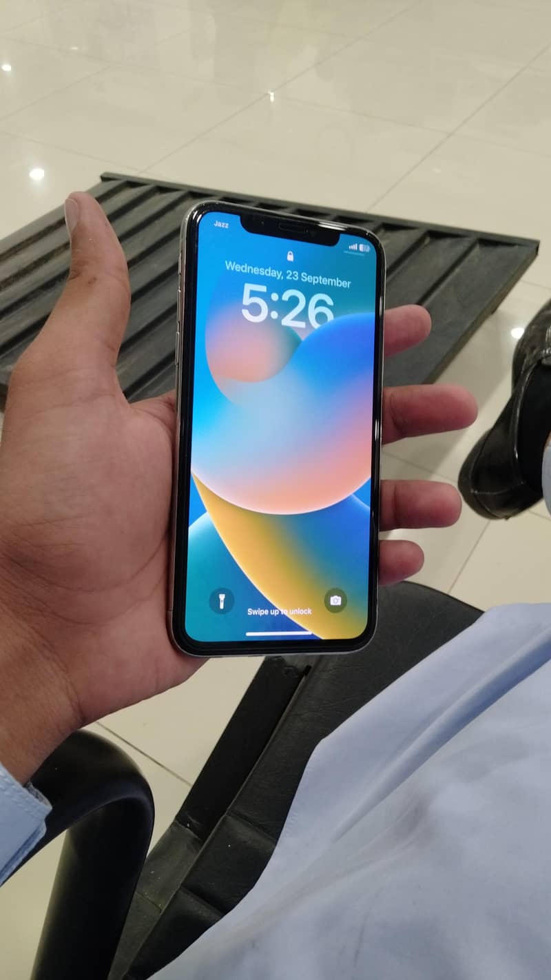 Apple iPhone X 0
