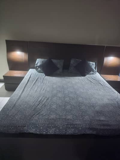 king size bed