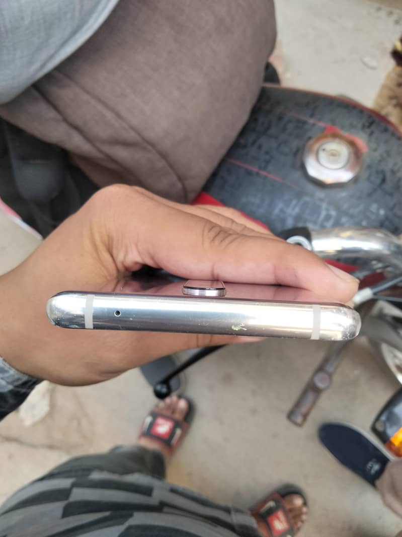 One Plus 8 4