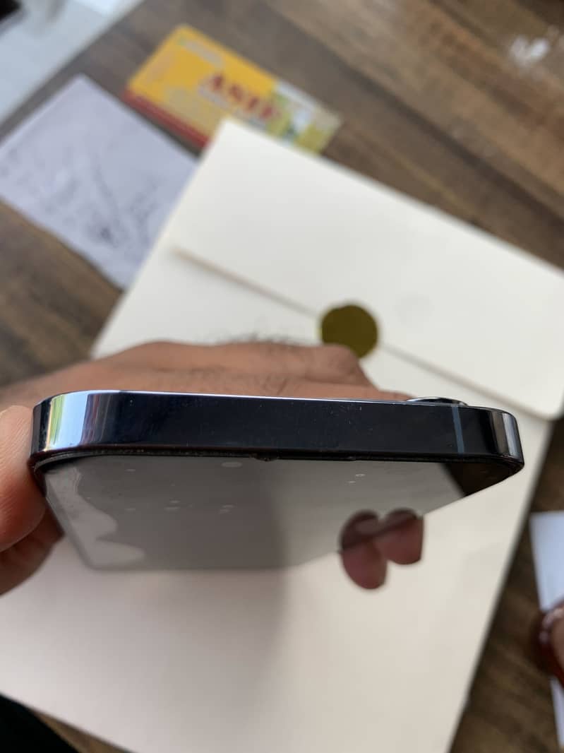 Apple iPhone 13 Pro 0