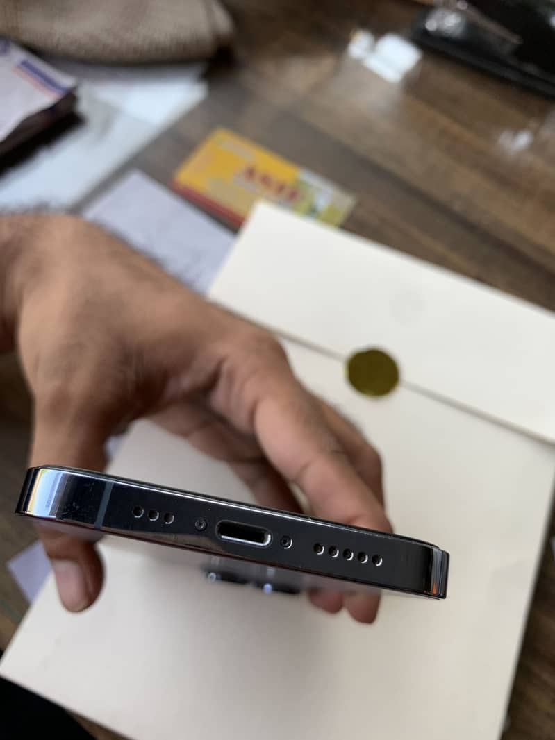 Apple iPhone 13 Pro 3