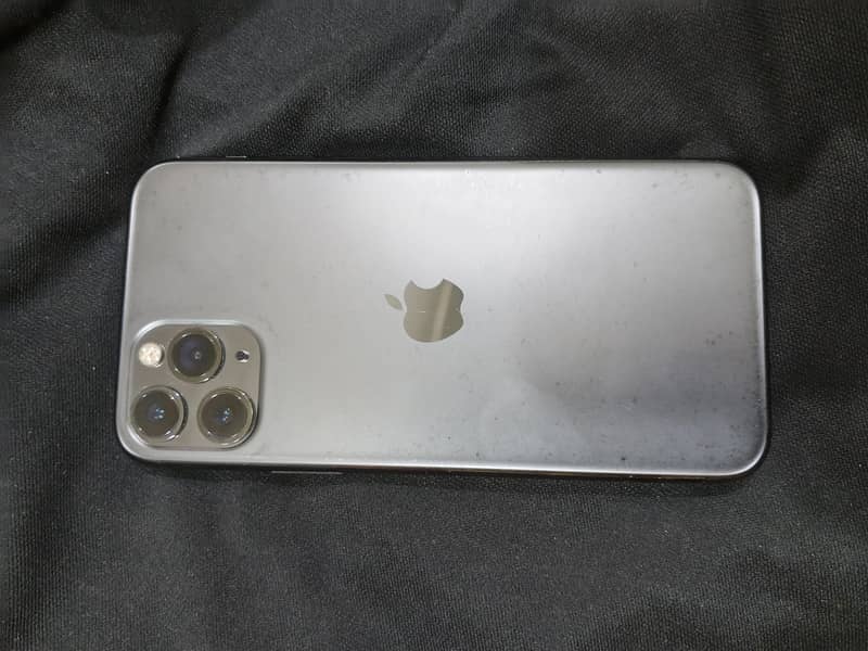 Apple iPhone 11 Pro 7