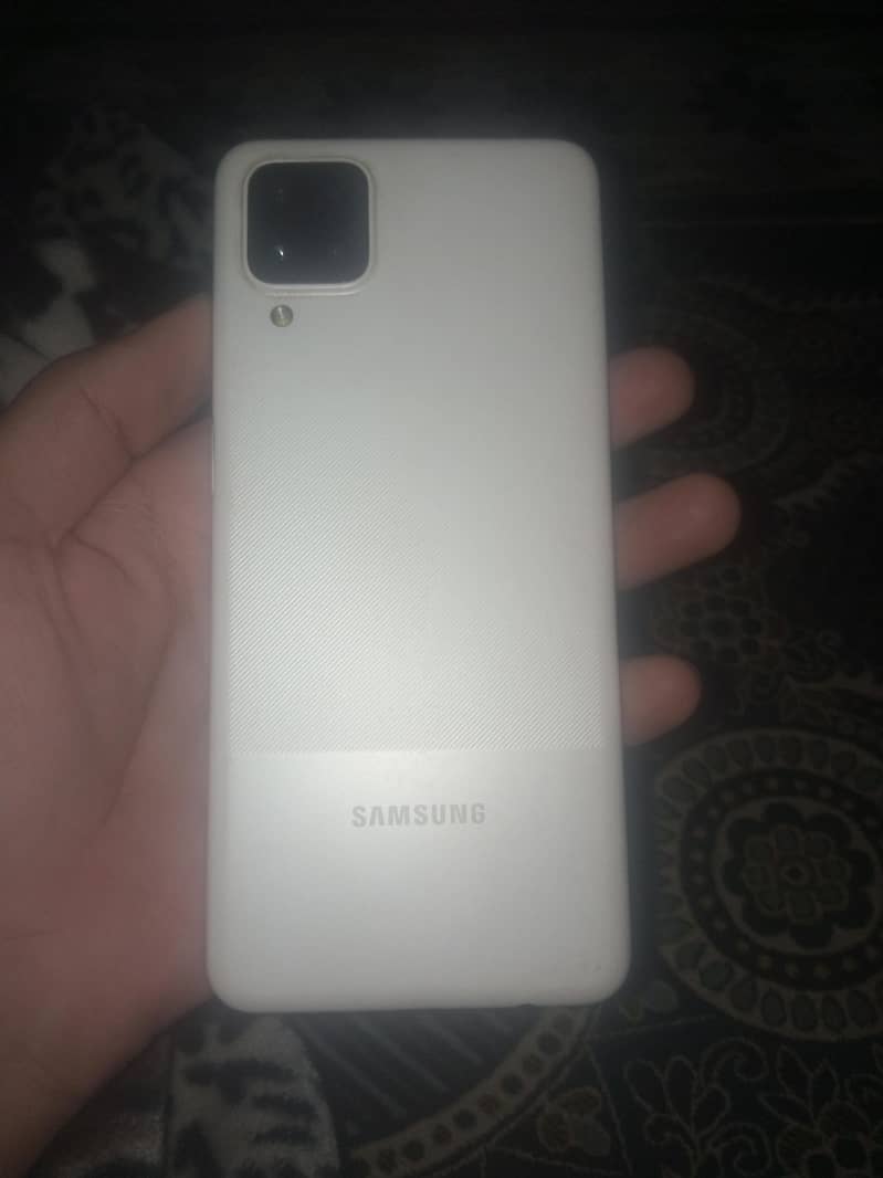 Samsung Mobile A12 4