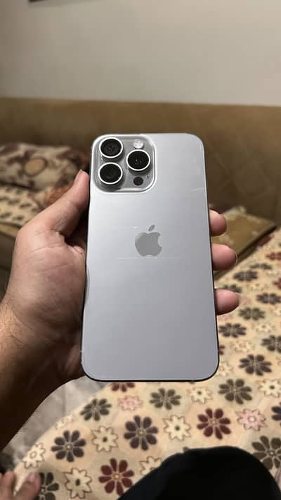 Apple iPhone 15 Pro Max JV