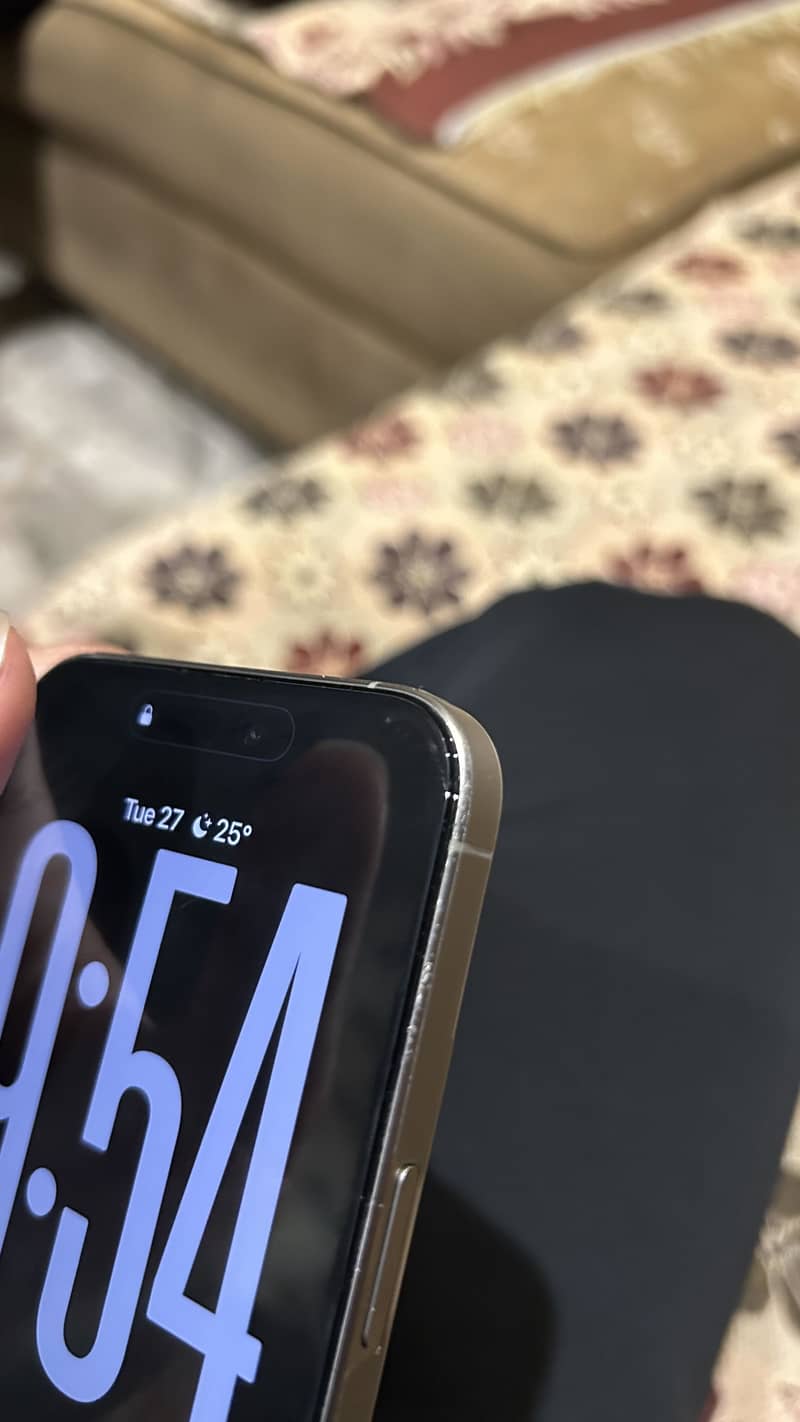 Apple iPhone 15 Pro Max JV 9
