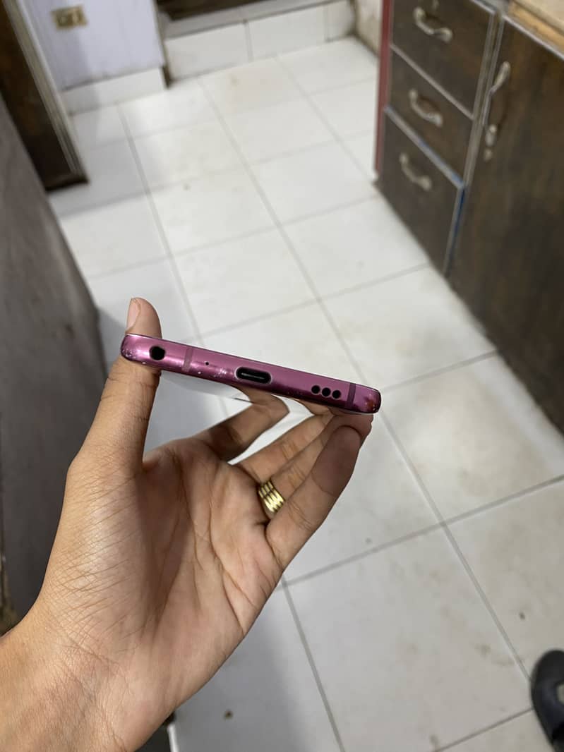 LG G7 ThinQ 1