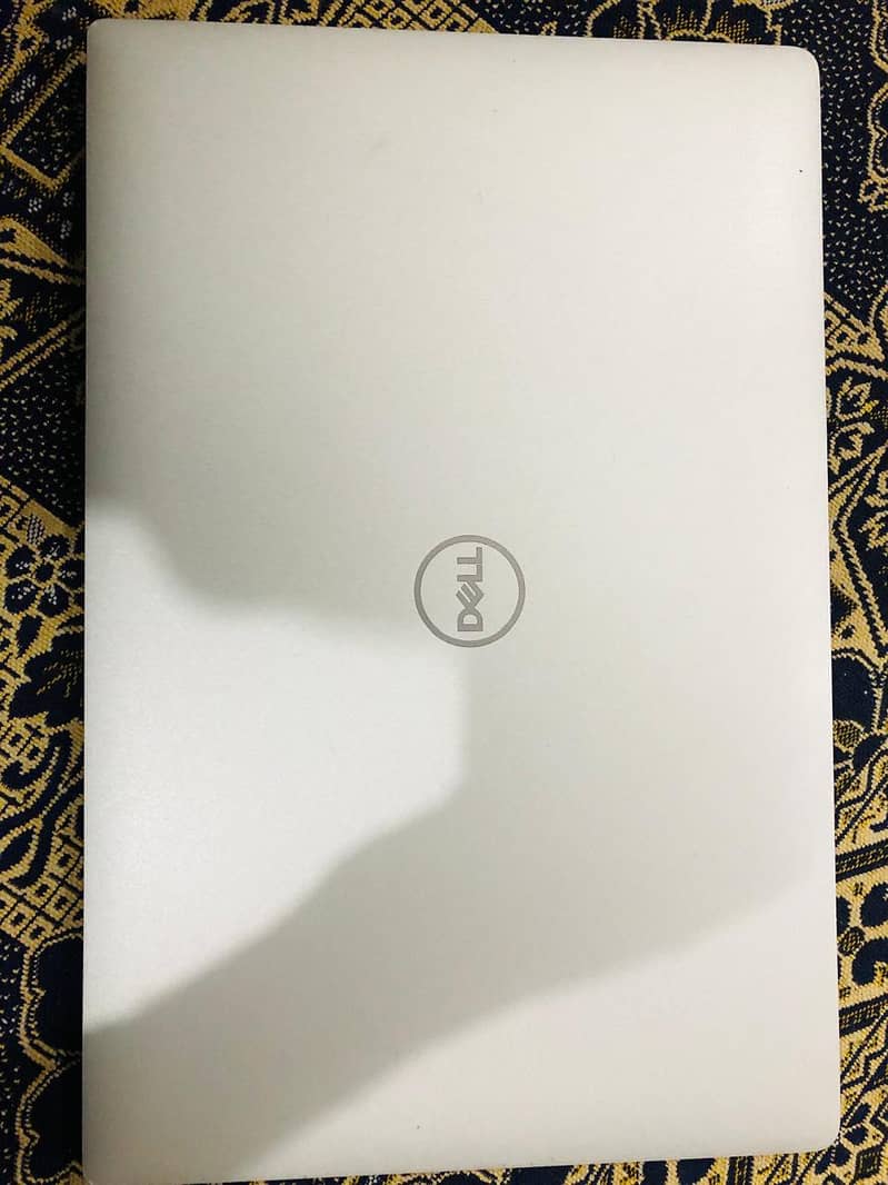 Dell laptop 0