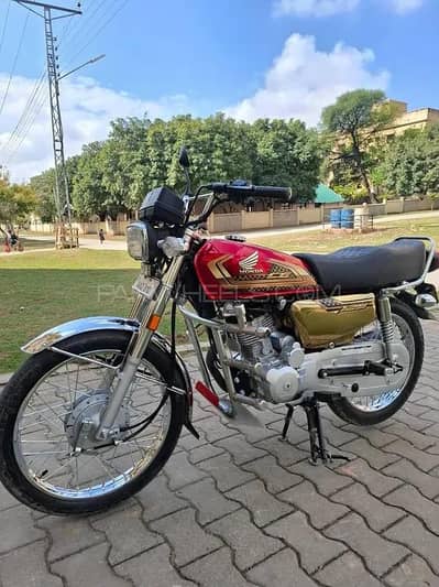 Honda 125 Selfstart Model 2025 Good Condition Home Use