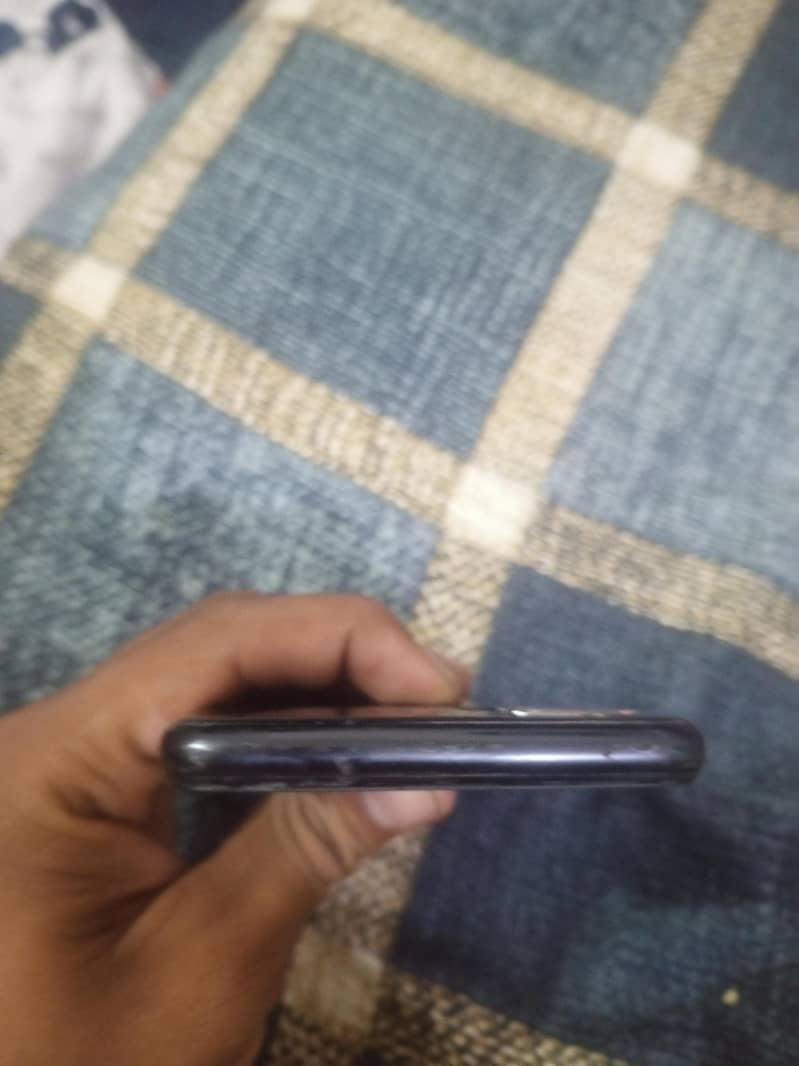 OPPO F9 0