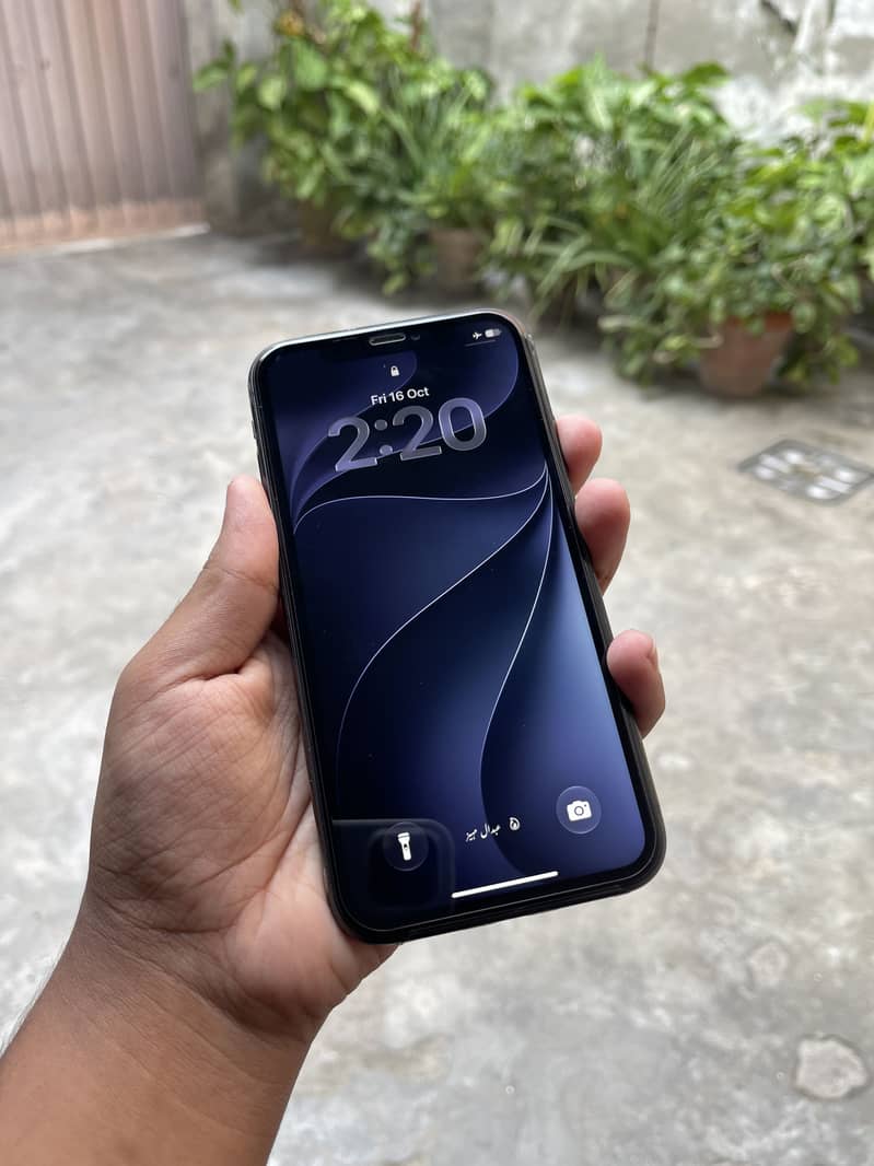 Apple iPhone 11 6