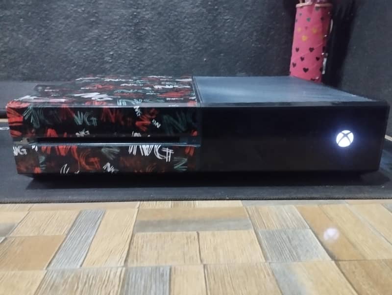 xbox one 1TB 4