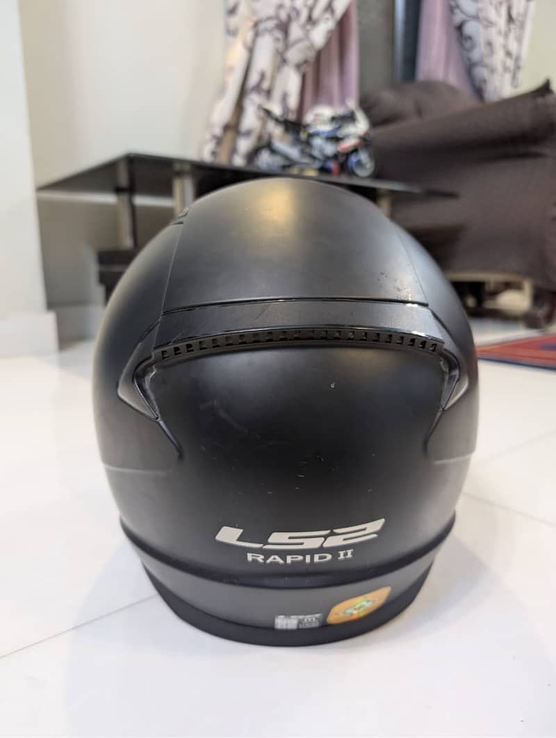 LS2 MATT BLACK MEDIUM SIZE 5