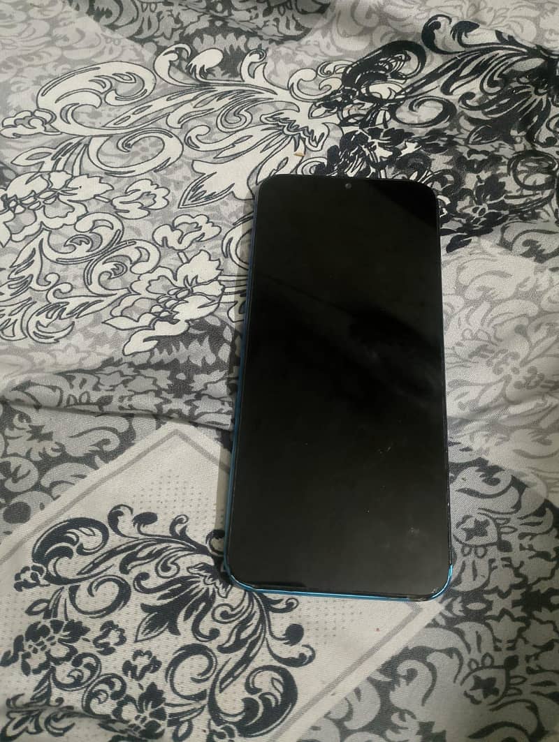Tecno Spark 4 Lite 3