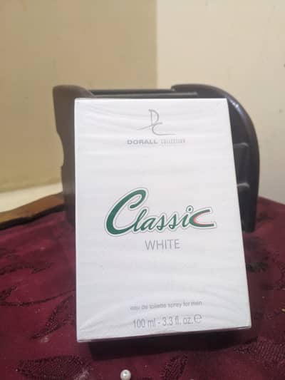 Classic White packed perfume