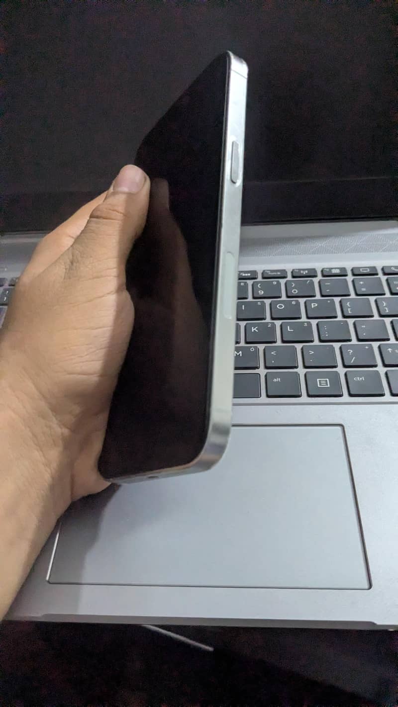 Apple iPhone 14 Pro Max 5