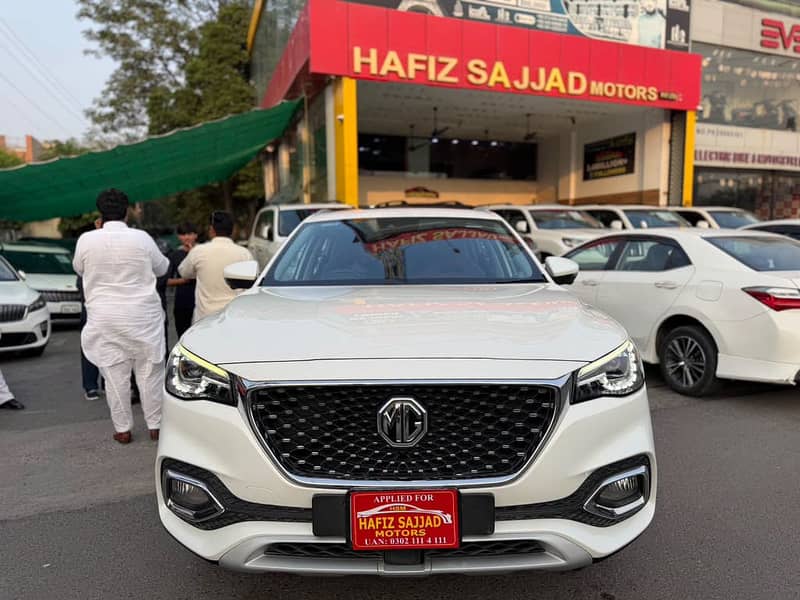 MG HS 2021 0