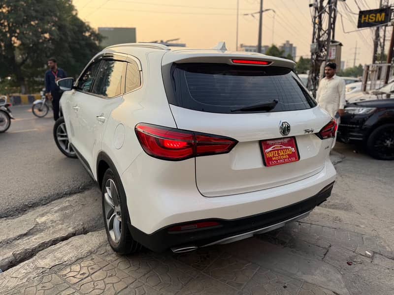 MG HS 2021 14