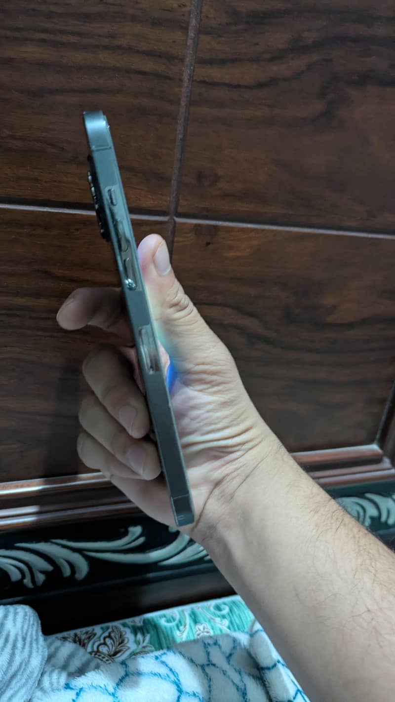 Apple iPhone 12 Pro Max 5