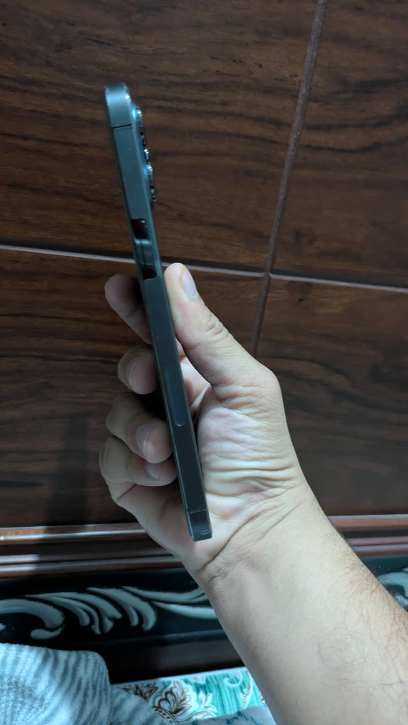 Apple iPhone 12 Pro Max 6