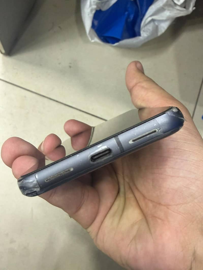 Google Pixel 8 3