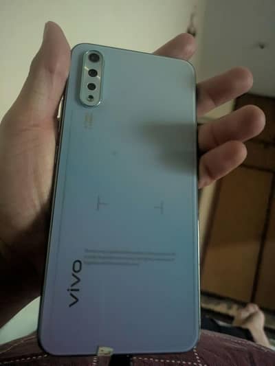 Vivo S1