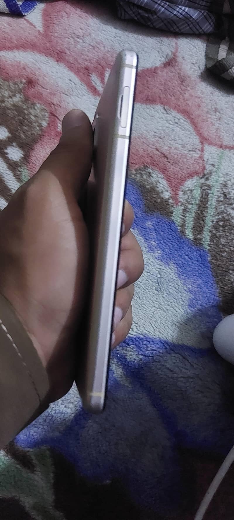 Sharp Aquos Sense 5g 2