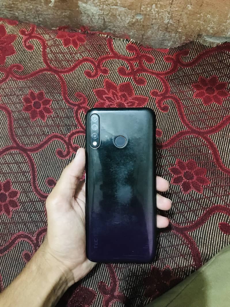 Tecno Spark 4 1