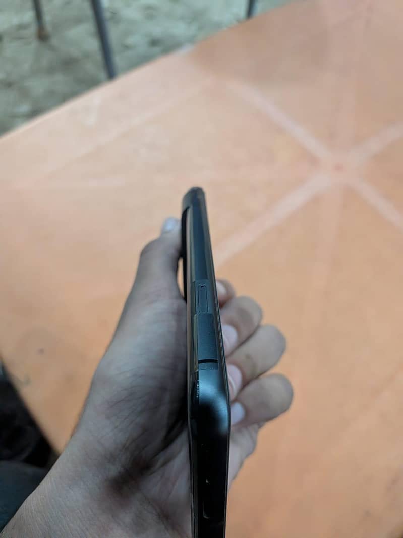 Google Pixel 8 2