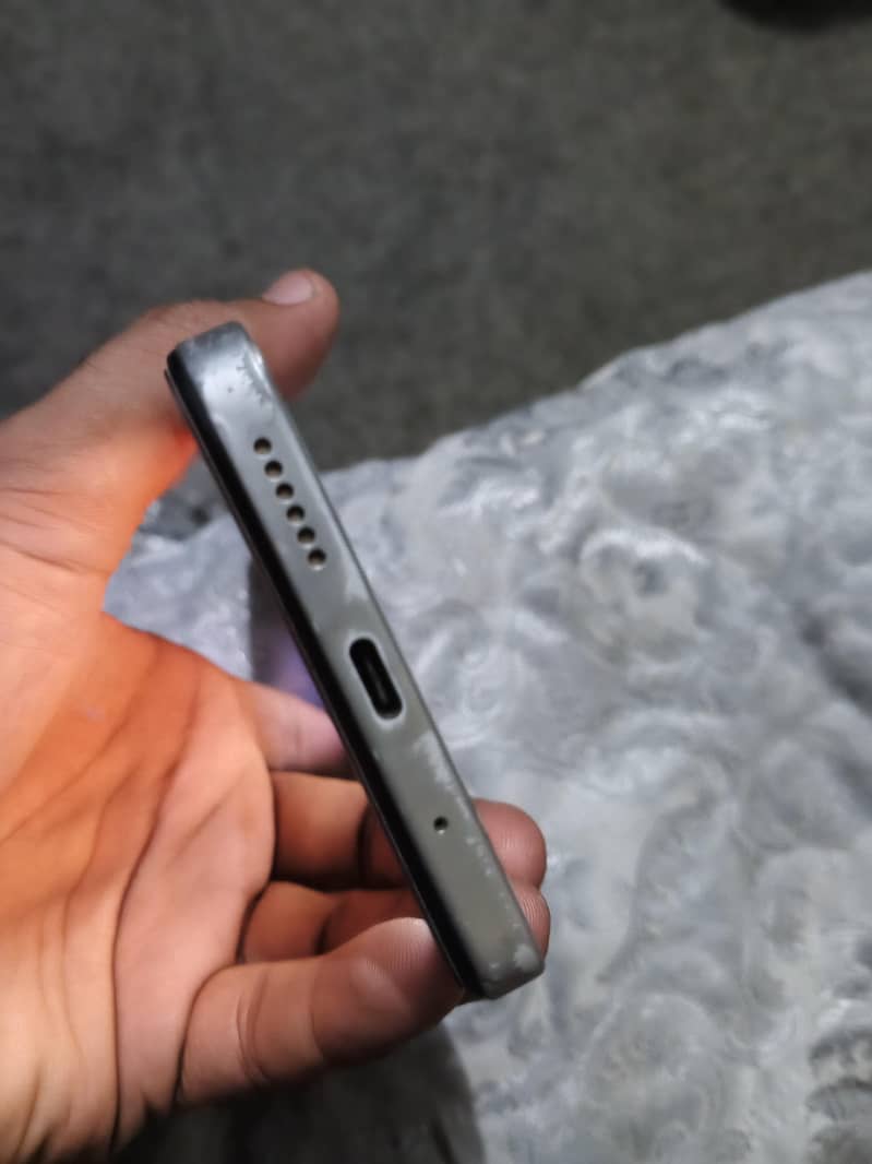 Xiaomi Redmi 12 1