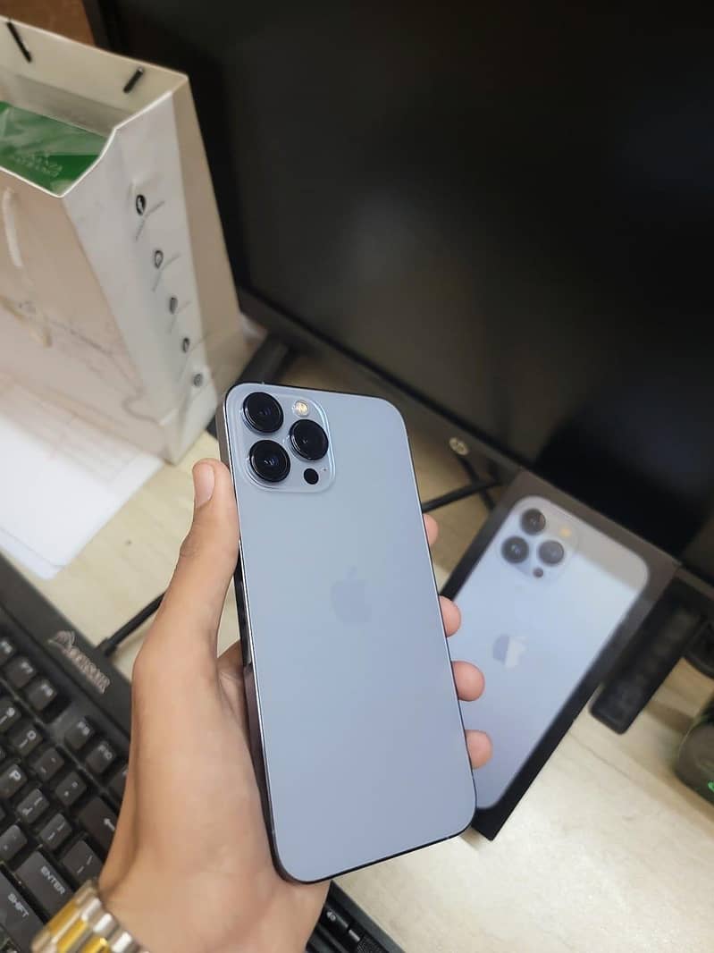 Apple iPhone 13 Pro Max 5