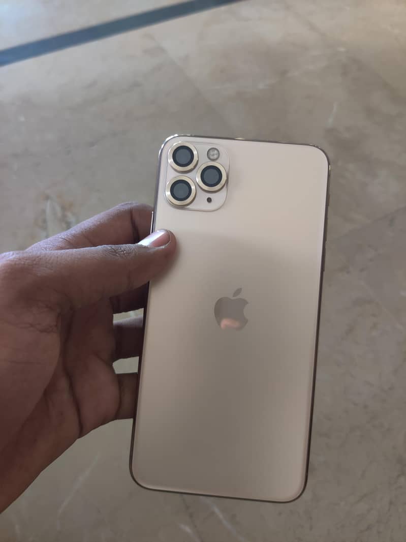 Apple iPhone 11 Pro Max 0
