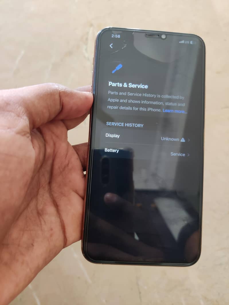 Apple iPhone 11 Pro Max 4