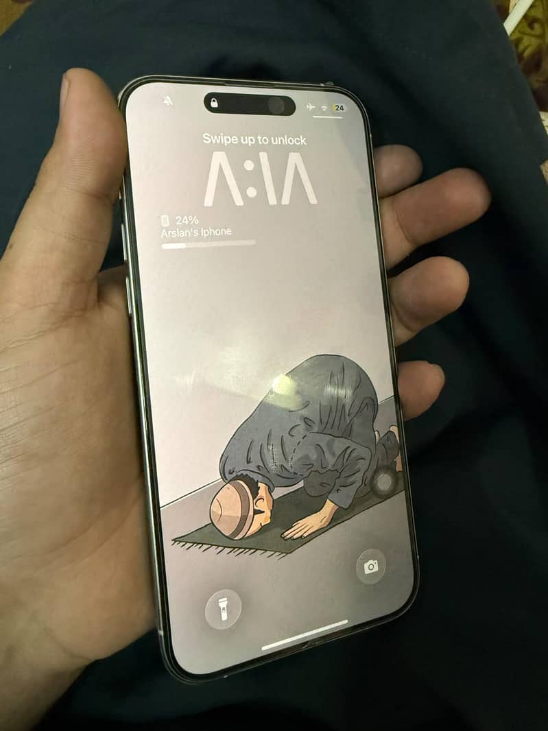 Apple iPhone 15 Pro Max 6