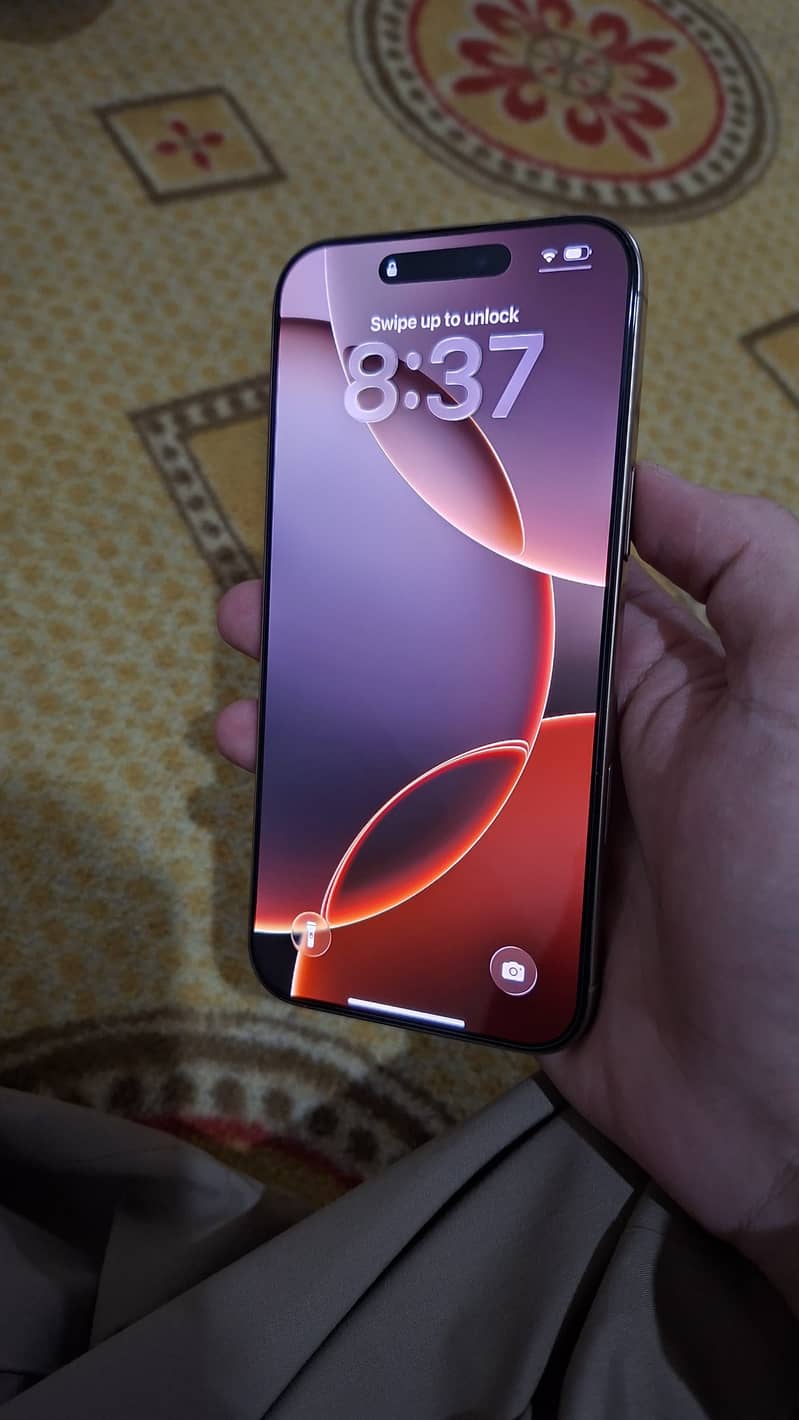 Apple iPhone 16 Pro Max 5